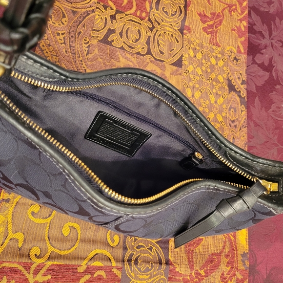 PRICE FIRM - Black Signature COACH Handbag & Wristlet Wallet, circ. 2007 - Picture 8 of 14